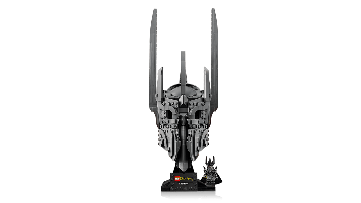 The Lord of the Rings: Sauron's Helmet