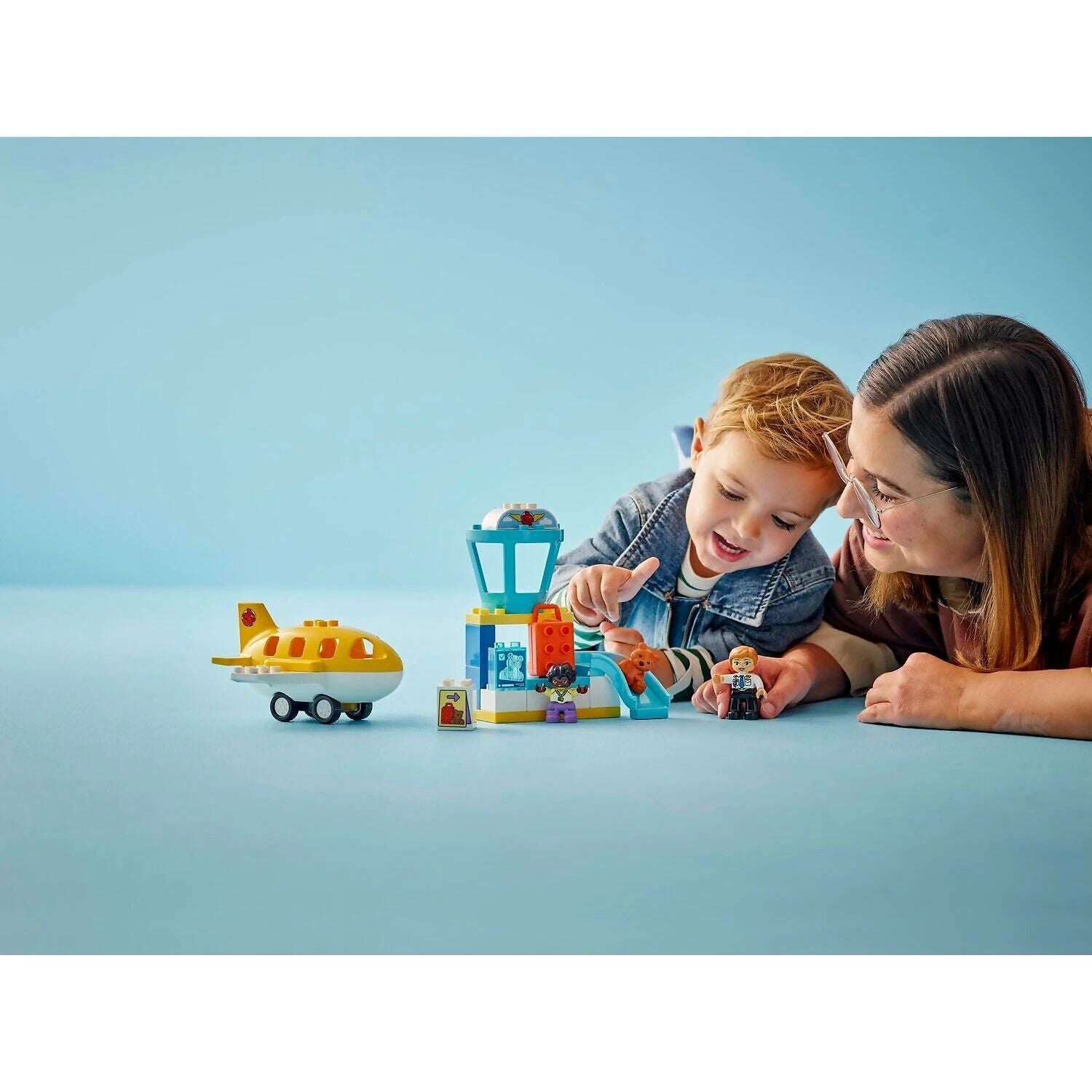 LEGO DUPLO First Time at the Airport 10443