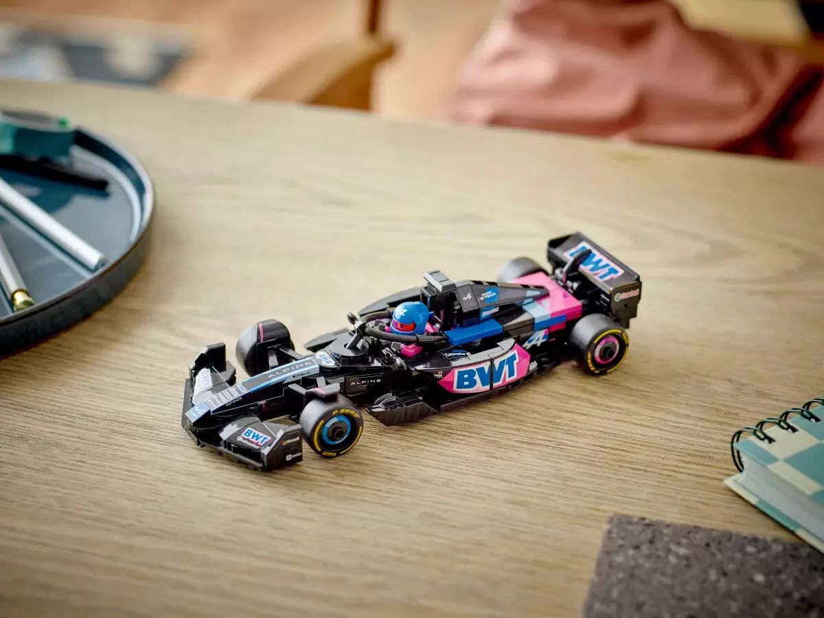 LEGO Speed Champions BWT Alpine F1 Team A524 Race Car 77248