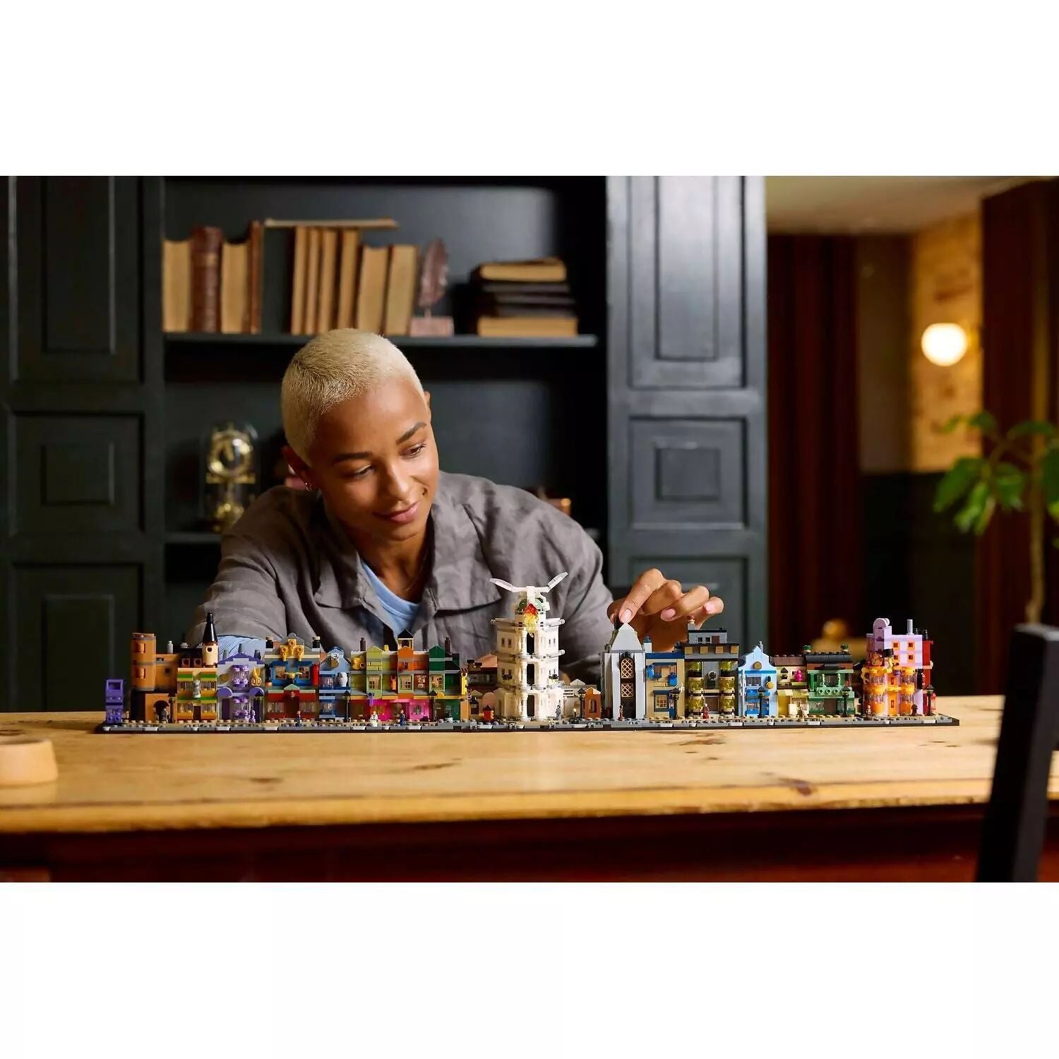 LEGO Harry Potter Diagon Alley Wizarding Shops 76444