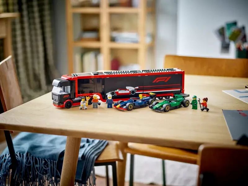 LEGO City F1 Truck with RB20 & AMR24 F1 Cars 60445