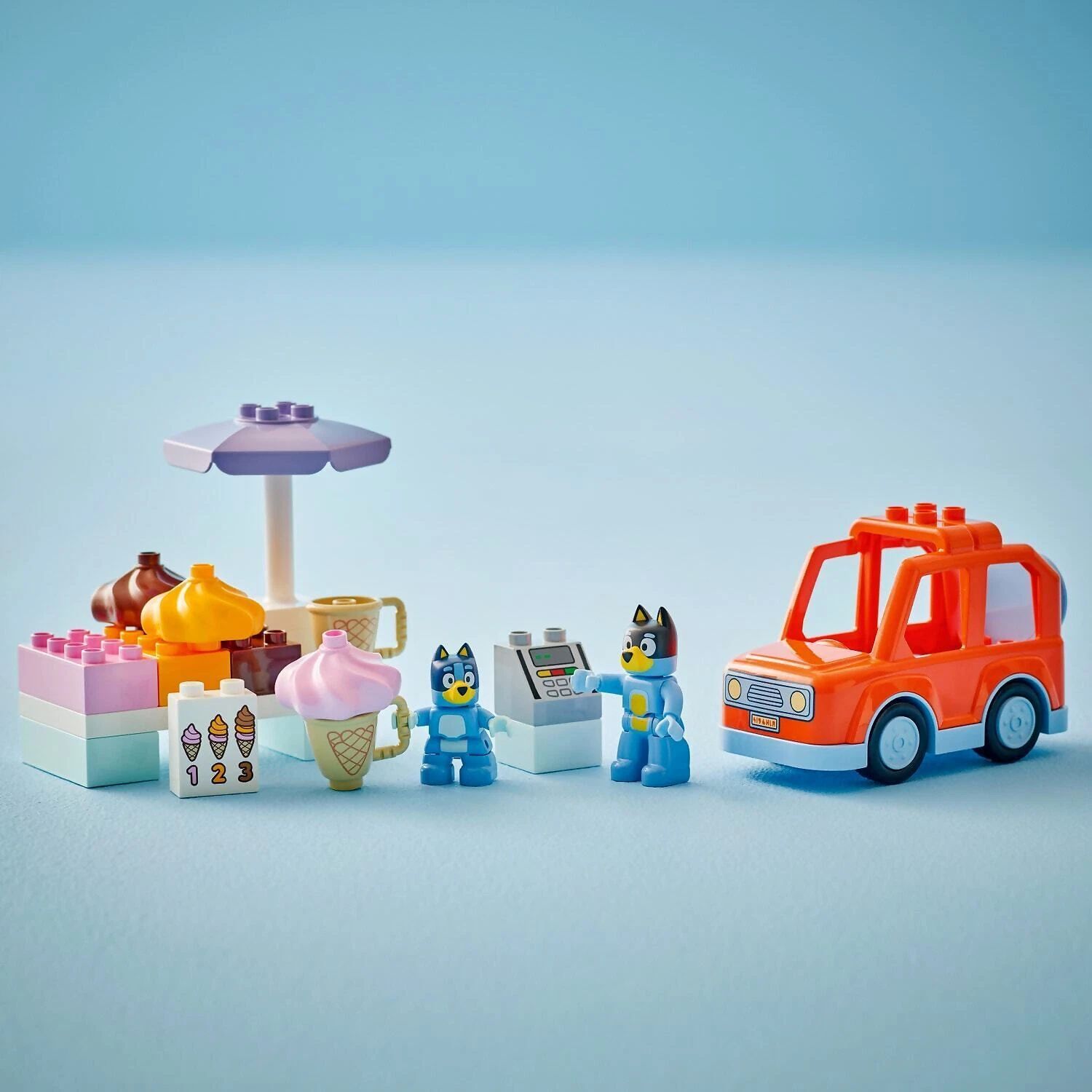 LEGO DUPLO Ice Cream Trip with Bluey 10458