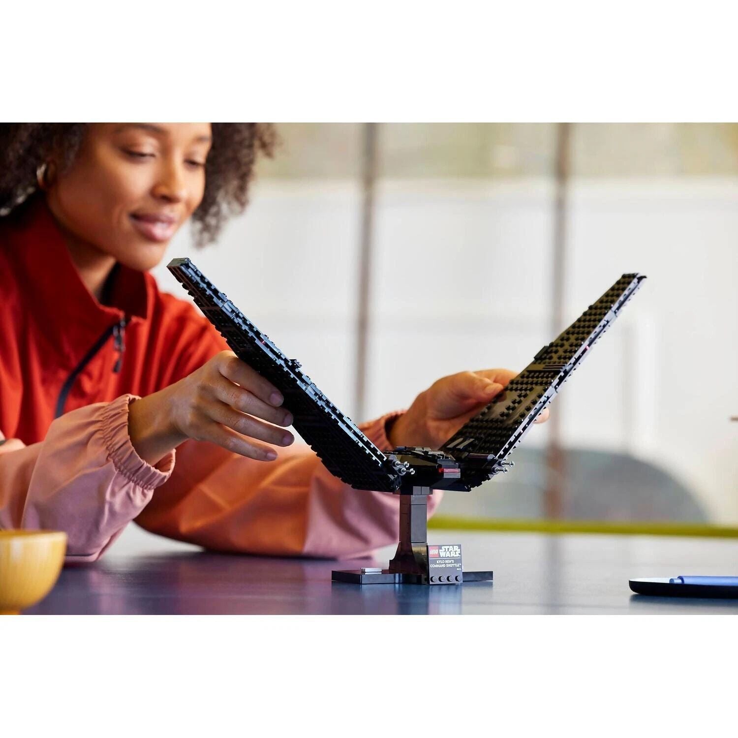 LEGO Star Wars Kylo Ren's Command Shuttle 75406 (CREASED BOX)