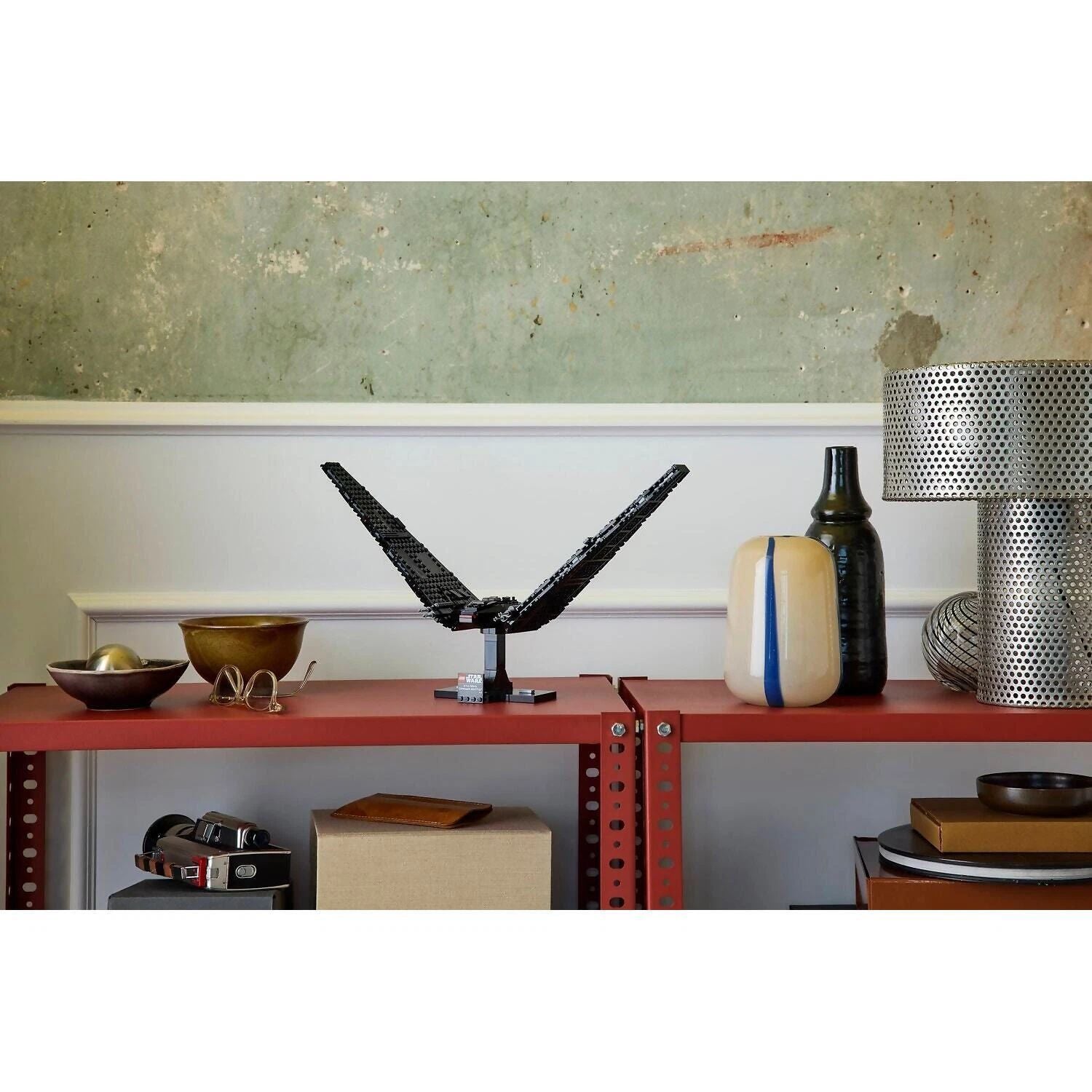 LEGO Star Wars Kylo Ren's Command Shuttle 75406 (CREASED BOX)