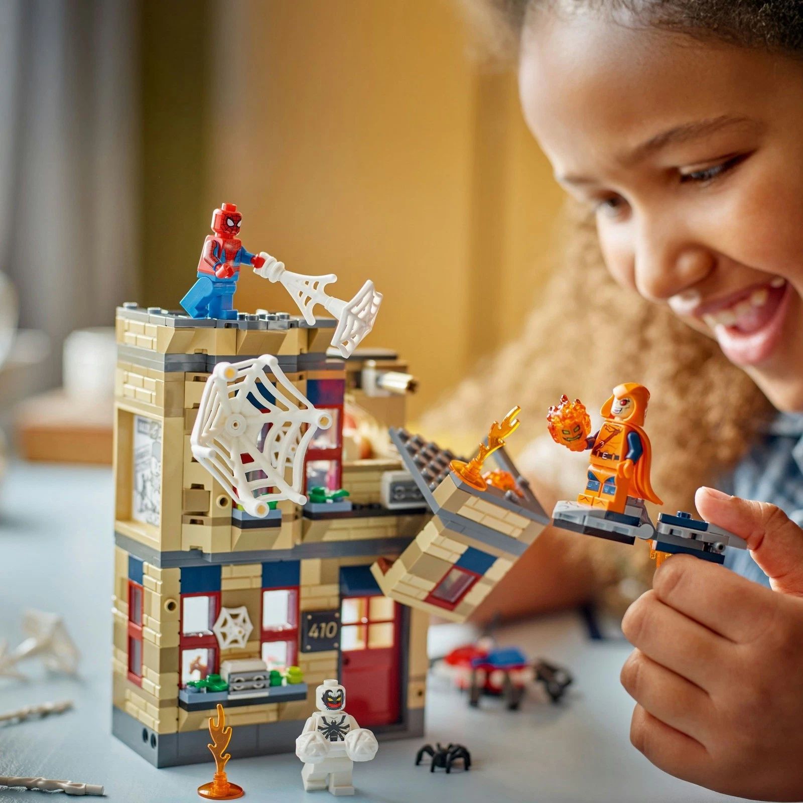 LEGO Marvel Peter Parker’s Apartment 76317