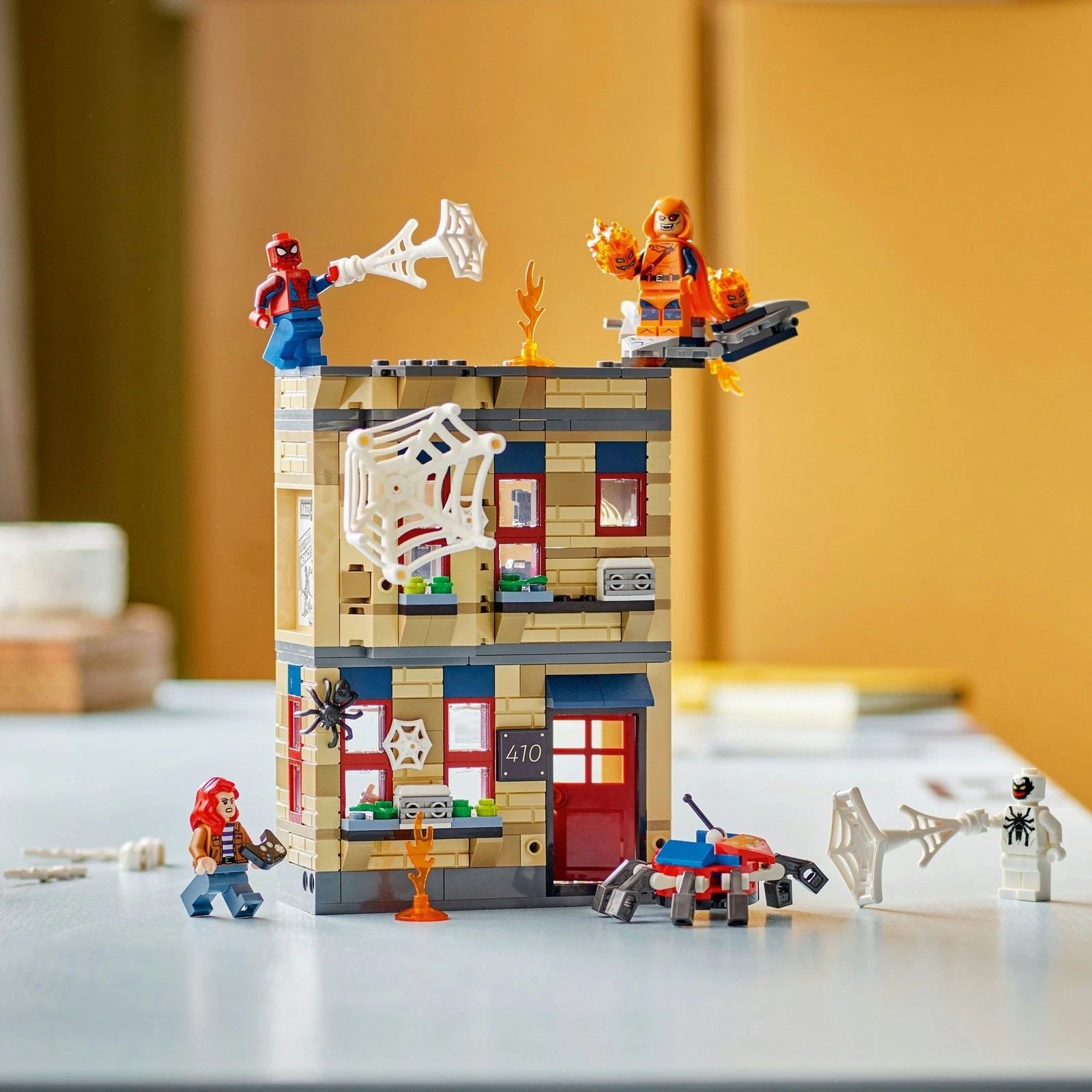 LEGO Marvel Peter Parker’s Apartment 76317