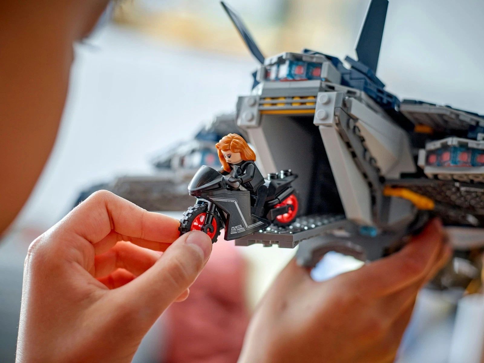 LEGO Marvel Avengers: Age of Ultron Quinjet 76325