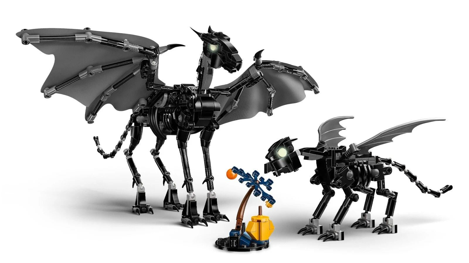 LEGO Harry Potter Thestral Family 76458