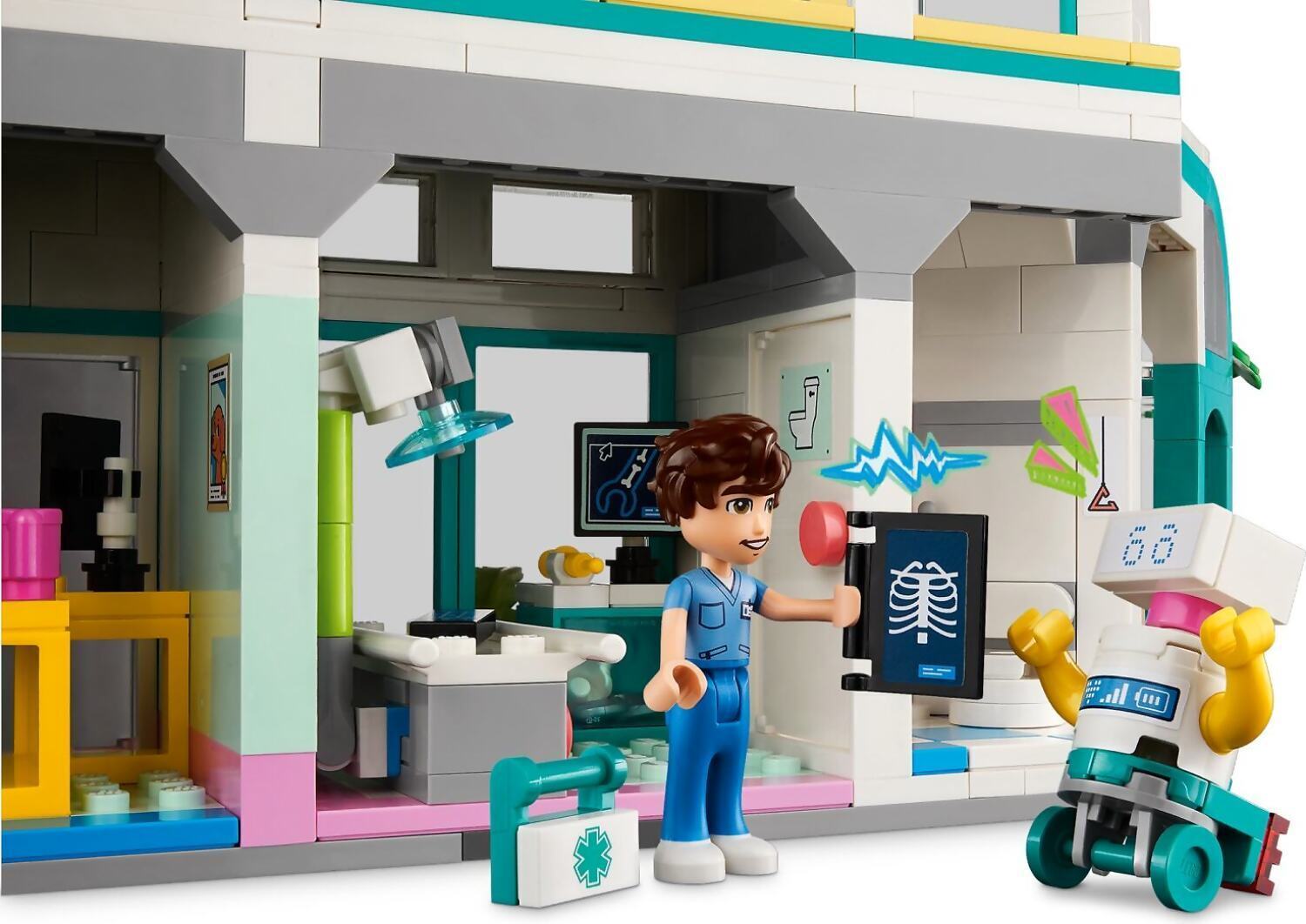 LEGO Friends Heartlake City Hospital 42621