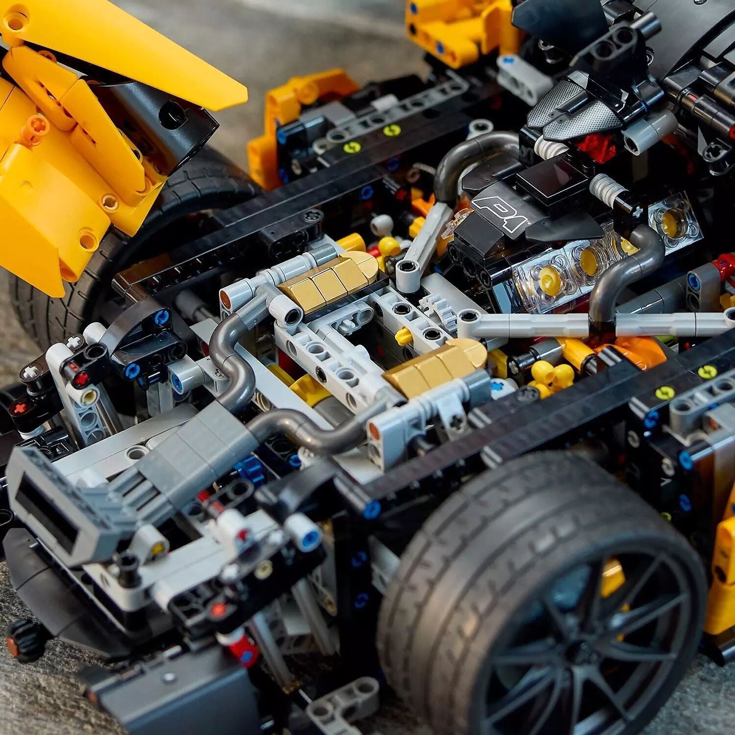 LEGO Technic McLaren P1 42172