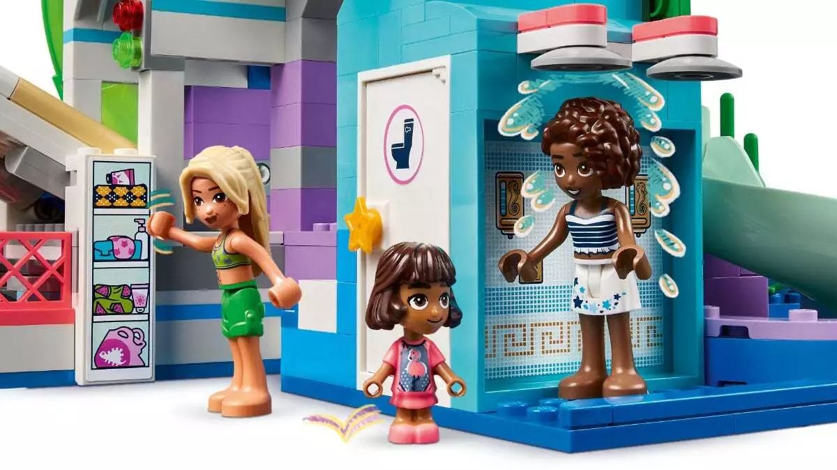 LEGO Friends Heartlake City Water Park 42630