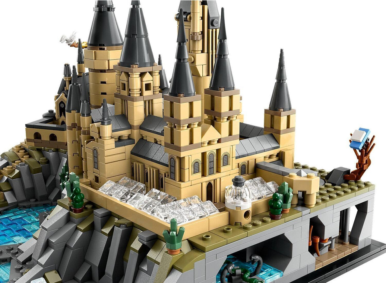 LEGO Harry Potter Hogwarts Castle and Grounds 76419